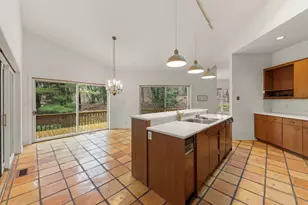 371 W Arboretum Cir, Wheaton, IL 60189 - Photo 19