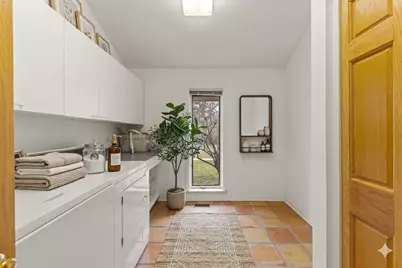 371 W Arboretum Circle, Wheaton, IL 60189 - Photo 37