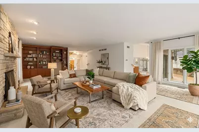 371 W Arboretum Circle, Wheaton, IL 60189 - Photo 9