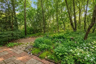 371 W Arboretum Circle, Wheaton, IL 60189 - Photo 39