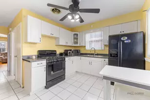 4026 Clarence Ave, Stickney, IL 60402 - Photo 9