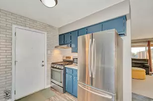 9865 Cordoba Ct, Orland Park, IL 60462 - Photo 5