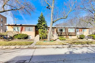 240 Elmwood Ave, Evanston, IL 60202 - Photo 3