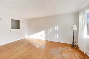 240 Elmwood Ave, Evanston, IL 60202 - Photo 5
