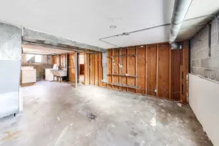 240 Elmwood Ave, Evanston, IL 60202 - Photo 33