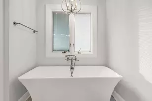 2331 Mohawk Ln, Glenview, IL 60026 - Photo 21