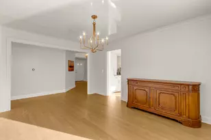 2331 Mohawk Ln, Glenview, IL 60026 - Photo 7