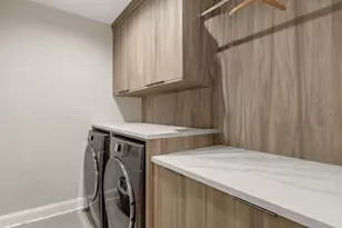 2331 Mohawk Ln, Glenview, IL 60026 - Photo 33