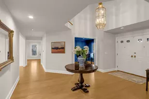 2331 Mohawk Ln, Glenview, IL 60026 - Photo 5