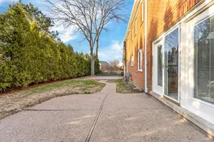 2331 Mohawk Ln, Glenview, IL 60026 - Photo 47