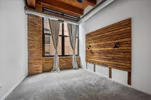 525 W Superior St, Chicago, IL 60654 - Photo 9