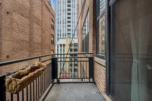 525 W Superior St, Chicago, IL 60654 - Photo 15