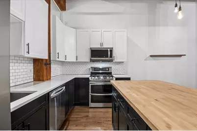 525 W Superior Street #430, Chicago, IL 60654 - Photo 7