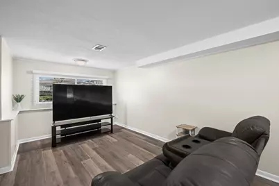 1917 E Pawnee Lane, Mount Prospect, IL 60056 - Photo 19