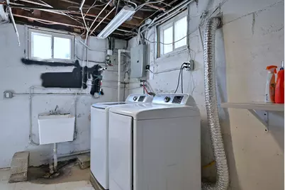 8 S Commonwealth Avenue, Aurora, IL 60506 - Photo 21