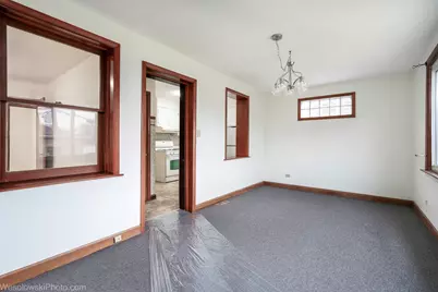 5944 W Foster Avenue, Chicago, IL 60630 - Photo 11