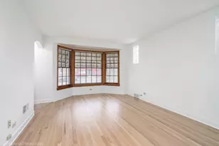 5944 W Foster Ave, Chicago, IL 60630 - Photo 3