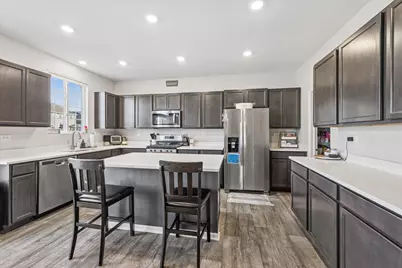 1826 Peyton Terrace, Shorewood, IL 60404 - Photo 7