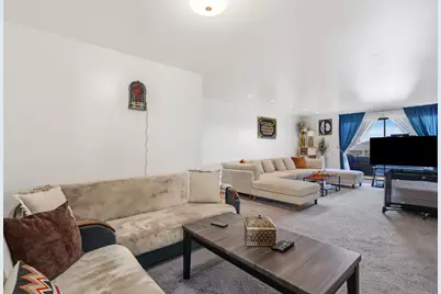 720 Wellington Avenue #405, Elk Grove Village, IL 60007 - Photo 9