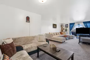 720 Wellington Ave, Elk Grove Village, IL 60007 - Photo 9