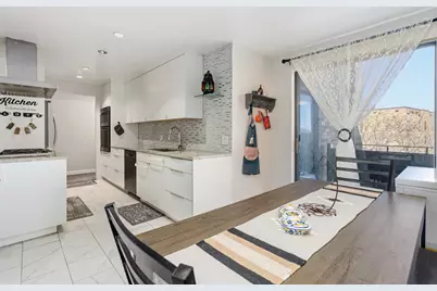 720 Wellington Avenue #405, Elk Grove Village, IL 60007 - Photo 11