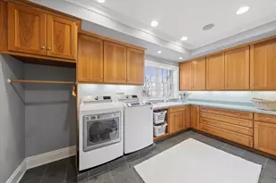 646 Riford Rd, Glen Ellyn, IL 60137 - Photo 25