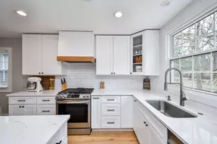 3N556 Woodland Ave, West Chicago, IL 60185 - Photo 5