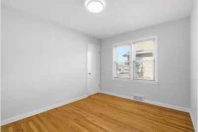 2929 N 74th Court, Elmwood Park, IL 60707 - Photo 9