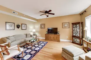 1200 N Foxdale Dr, Addison, IL 60101 - Photo 7