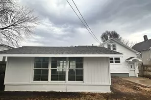 610 N Monroe St, Streator, IL 61364 - Photo 33