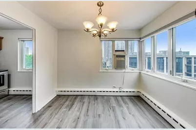 708 W Bittersweet Place #512, Chicago, IL 60613 - Photo 13