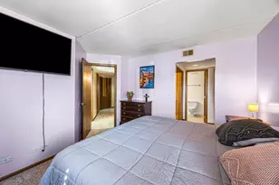 1226 Chalet Rd, Naperville, IL 60563 - Photo 21