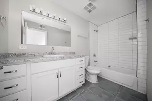 3135 W 95th St, Evergreen Park, IL 60805 - Photo 11