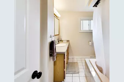 7944 W 82nd Street, Bridgeview, IL 60455 - Photo 17