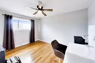 7944 W 82nd St, Bridgeview, IL 60455 - Photo 19