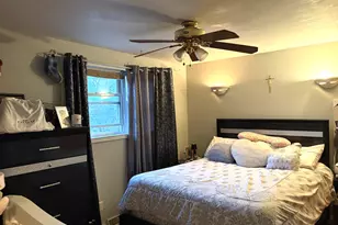 210 Linn Ct, North Aurora, IL 60542 - Photo 7