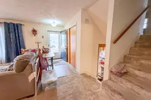 802 E 19th St, Sterling, IL 61081 - Photo 7