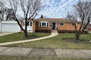 22 Audrey Ln, Mount Prospect, IL 60056 - Photo 1