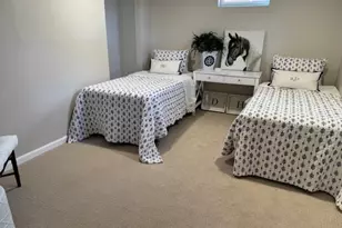 22 Audrey Ln, Mount Prospect, IL 60056 - Photo 11