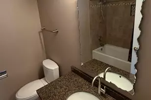 3015 Kentshire Cir, Naperville, IL 60564 - Photo 9