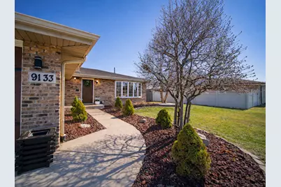 9133 S Meade Avenue, Oak Lawn, IL 60453 - Photo 3