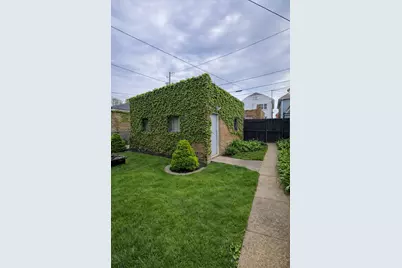 6733 S Maplewood Avenue, Chicago, IL 60629 - Photo 33