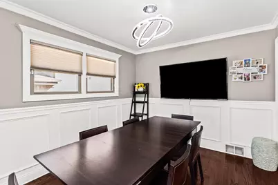 8653 N Merrill Street, Niles, IL 60714 - Photo 11