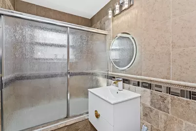 8653 N Merrill Street, Niles, IL 60714 - Photo 19