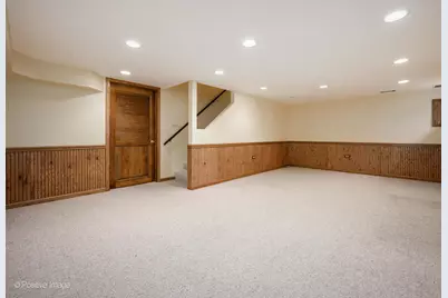 1327 Shagbark Lane, Wheaton, IL 60187 - Photo 21