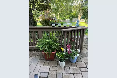 1327 Shagbark Lane, Wheaton, IL 60187 - Photo 25