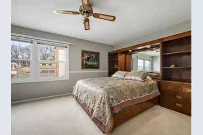 1327 Shagbark Lane, Wheaton, IL 60187 - Photo 15