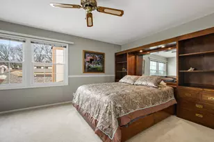 1327 Shagbark Ln, Wheaton, IL 60187 - Photo 15