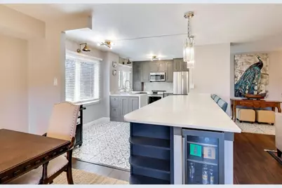 2460 W Talcott Road #219, Park Ridge, IL 60068 - Photo 7