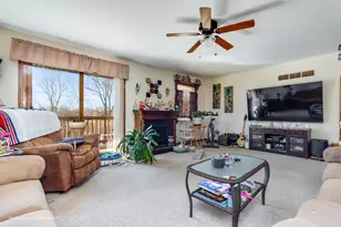 40W815 Big Timber Rd, Hampshire, IL 60140 - Photo 7